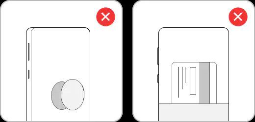 Before charging, remove any holders, credit cards or objects that are attached to your device